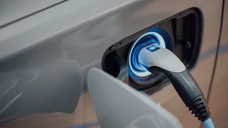 Högskolan Väst digitaliserar och utvecklar utbildning inom elektriska fordon 