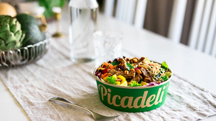 Picadeli fortsätter vegopeppa med höstens nyheter – nya smakrika Teriyaki strips och crunchiga puffar