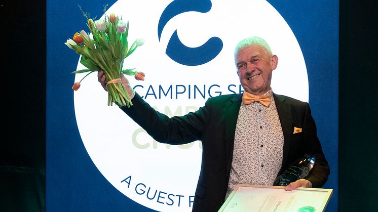 Svenska-Campingpriset-Årets-företagare-2023-Ulf-Nordentjell-Bomstadbaden-Karlstad-Swecamp-scenbild