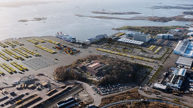 Visionsbild över Arendalsområdet i Göteborgs hamn som det skulle kunna se ut efter konsolideringen av roro- och färjeverksamheterna i området. Bild: Göteborgs Hamn AB.