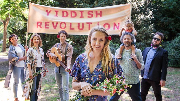 Yiddish Revolution ger konsert i SJöbo. Bild: Nadja Hallström