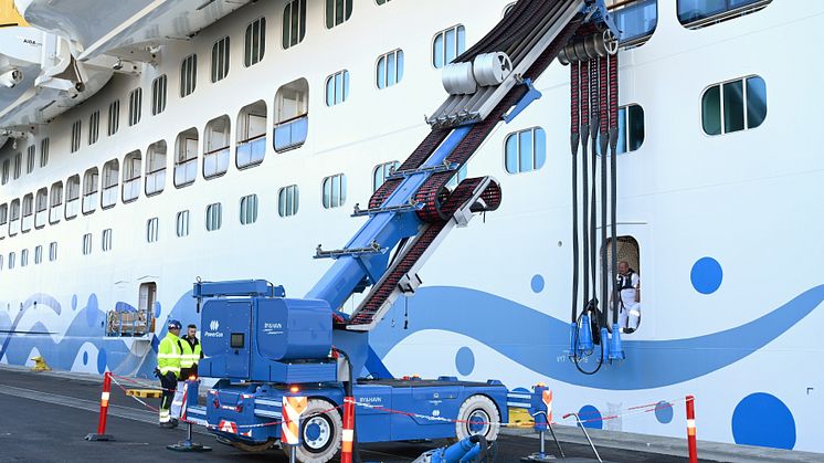 Photo AIDA Cruises: Copenhagen_shore_power_opening_AIDAnova_2.JPG