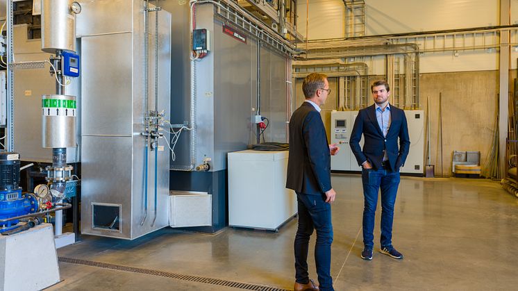 Töcksfors_2Björn Lennartsson, VD HL Energi och  Johan Lagerqvist, affärsansvarig Energi på Solör Värme