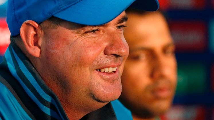 Pakistan head coach Micky Arthur and captain Sarfraz Ahmed.