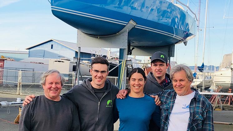 Hi-res image - Ocean Signal - James Betts Enterprises will build Lia Ditton's Antrim-designed ocean rowboat. From left: Jim Betts, Geoff Thilo, Lia Ditton, Will Porter and Jim Antrim