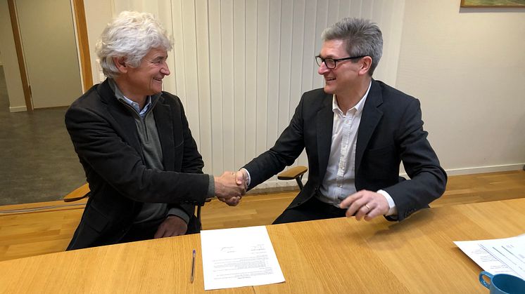 Gregoire Verhaeghe, CEO på franska Innovent, och Erik Kornfeld, vd på Karlstads Energi, och är båda nöjda med affären.