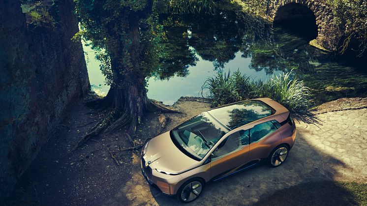 BMWVisioniNext5