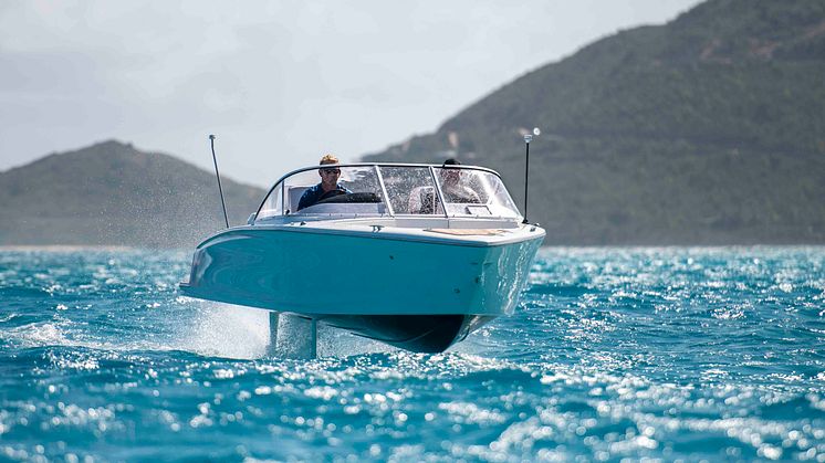 Candela C-7