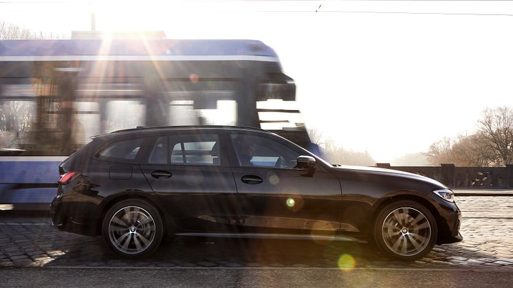 BMW 330e xDrive Touring