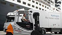 Truck drivs med bränslecell och vätgas från STILL