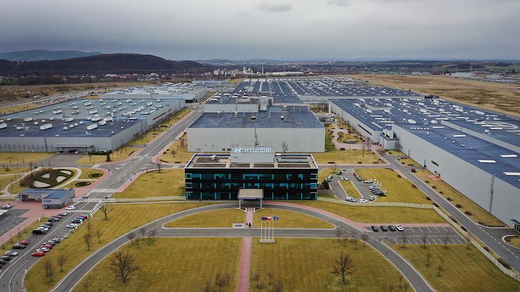 Hyundai_Kona_electric_Werk_Nosovice_172c