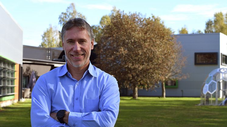 Åke Larsson, VD på Special-Elektronik