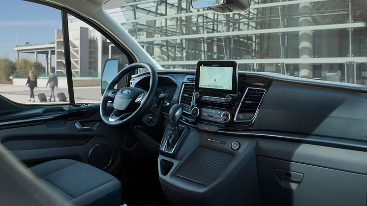 Ford Tourneo Custom ladbar hybrid