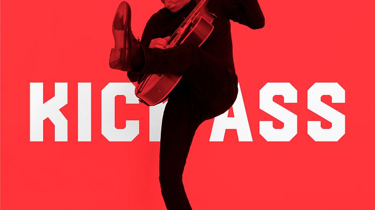 Omslag: Kick Ass Foto: Bryan Adams