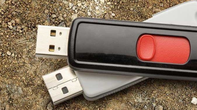 dateien und ordner auf usb werden nicht angezeigt.