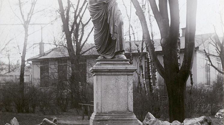 Venus Capua -  Lorensbergsparken 1912 (Göteborgs stadsmuseum
