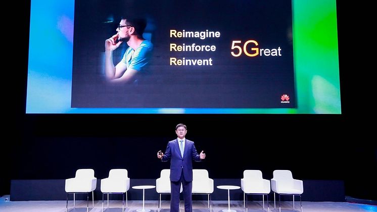 Huawein verkkoliiketoiminnan johtaja Li Peng Mobile World Congress 2023:ssa