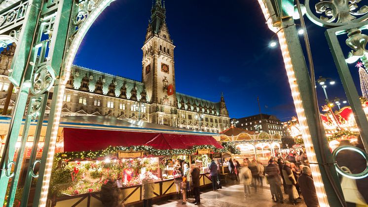 Ta bussen till julen – FlixBus tipsar om norra Europas bästa julmarknader
