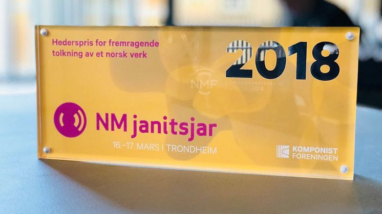 Norsk Komponistforenings hederspris for fremragende tolkning av et norsk verk. Design: Melkeveien Designkontor AS