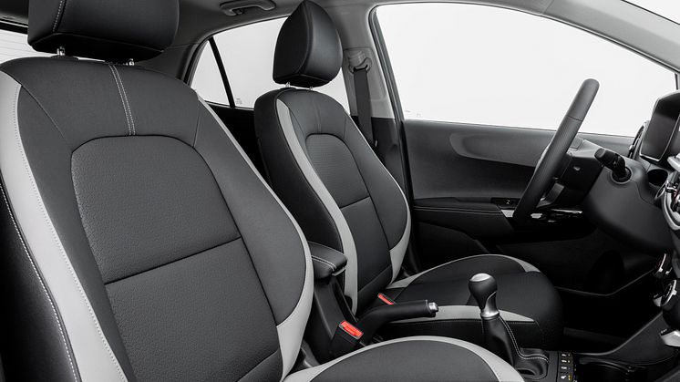 Kia_Picanto-GTLine-Interior-High-res 06