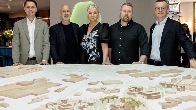 Jacob Torell, CEO & founder of Next Step Group; Jim Rowan, CEO and President of Volvo Cars; Lisa Thoren, Head of Workplace at Volvo Cars; Anders Bell, Head of Global Engineering at Volvo Cars; Joel Ambré, CEO at Vectura Fastigheter