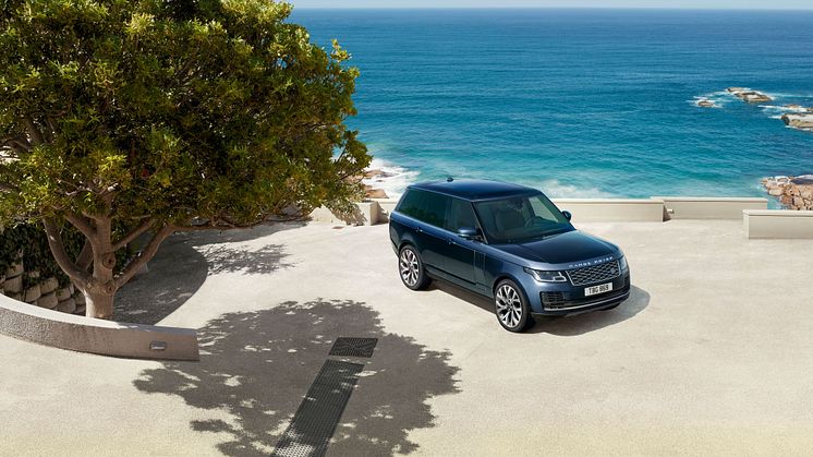 Range Rover Westminster Edition.  Den nye mild-hybrid 3,0-liters versjonen slipper ut betraktelig mindre CO2/km. 