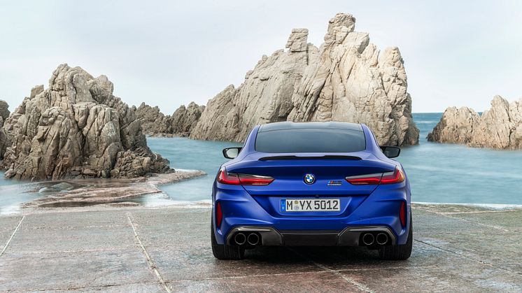 Nya BMW M8