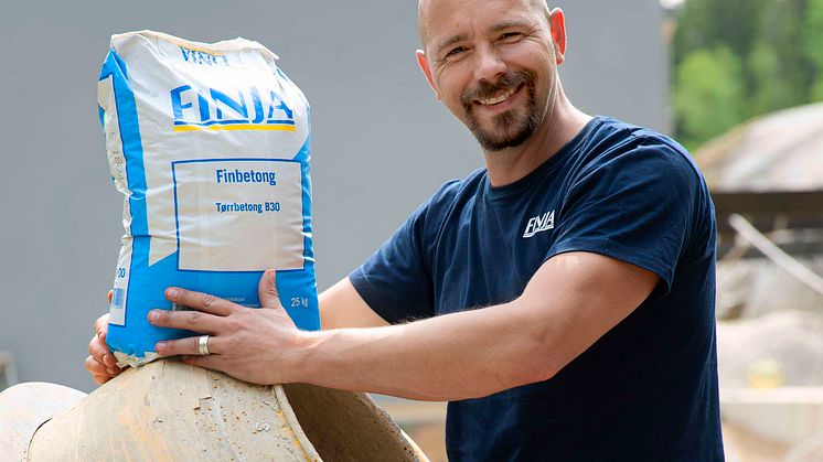 Bjørn bygger bo Plastsekk 1