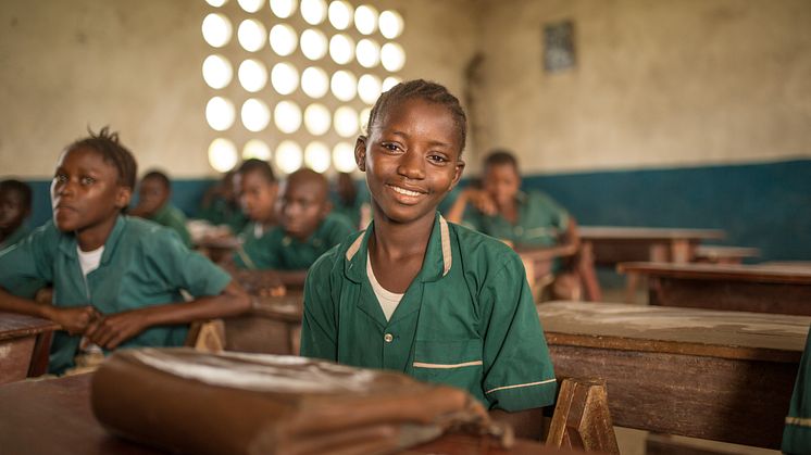 Zainab (11) fra Sierra Leone er hovedperson i FORUT Skoleløpet