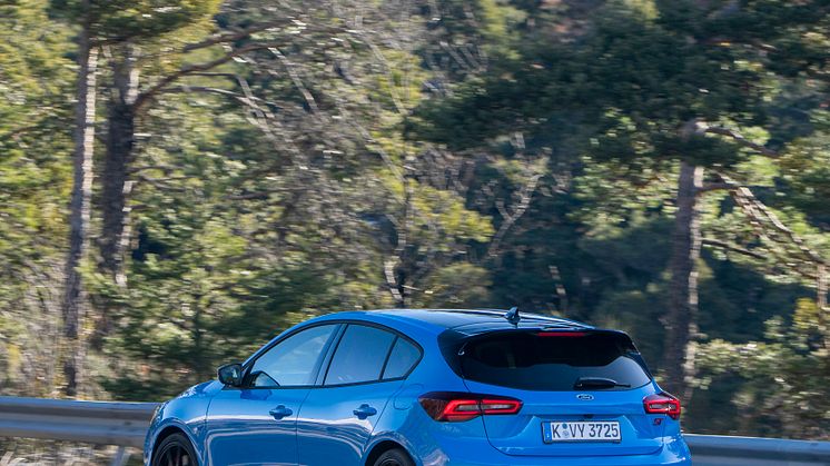 2024_FORD_FOCUS-ST_17.jpg