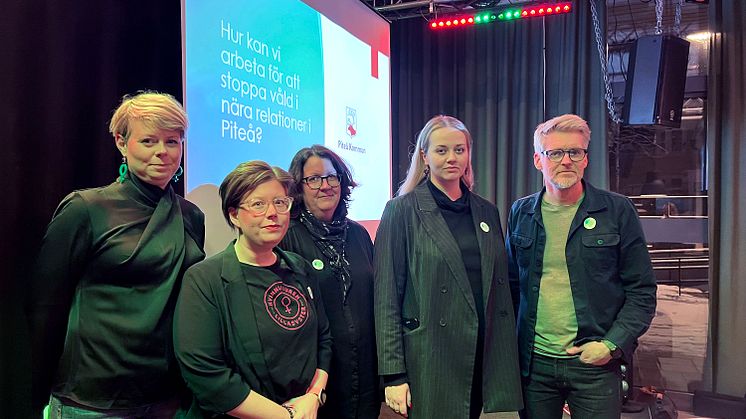Sara Granström, Elisabeth Qvarnström, Cathrine Granberg, Kata Nilsson och Daniel Berggren. Foto: Helene Markström