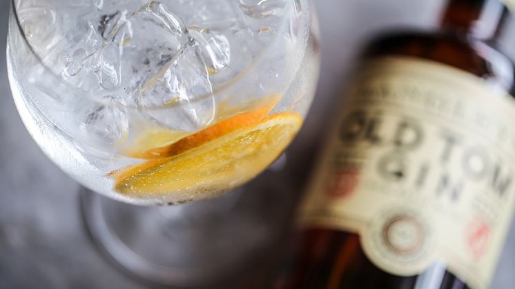 Langley's Old Tom Gin & Tonic