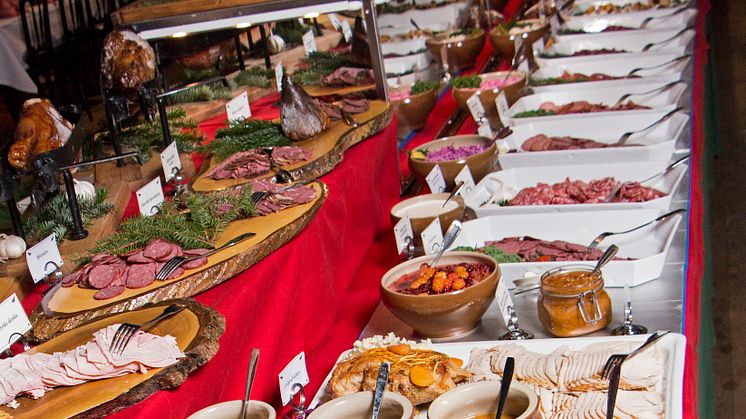 Rödbetsglass och rådjursstek på Tyrols Vilda Julbord