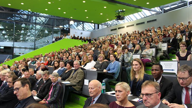 Absolventinnen und Absolventen des Akademischen Jahres 2015/2016 der Technischen Hochschule Wildau feierlich verabschiedet
