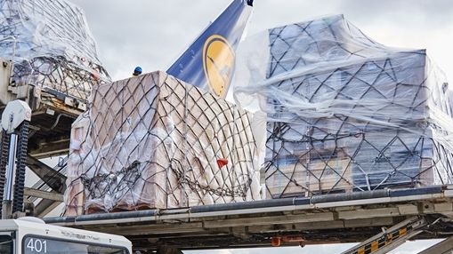 United Airlines and Lufthansa Cargo Announce Cargo Joint Venture Agreement