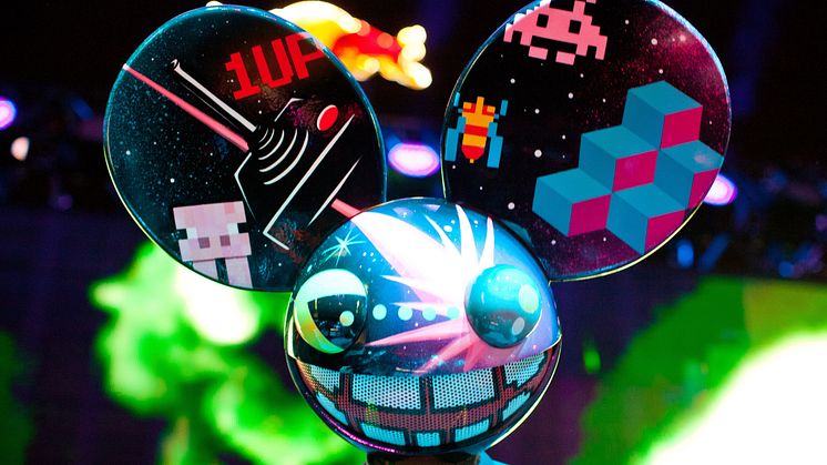 Videopremiere: Deadmau5 (feat.Gerard Way) - Professional Griefers 