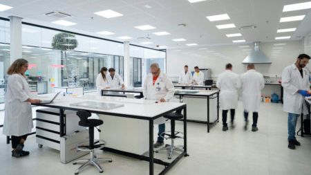 Interior_Laboratorio_Centro_I_D_Cosentino_2-1-1-450x260