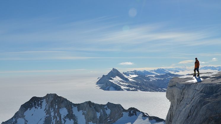 Global sea levels could rise due to melting Antarctic ice