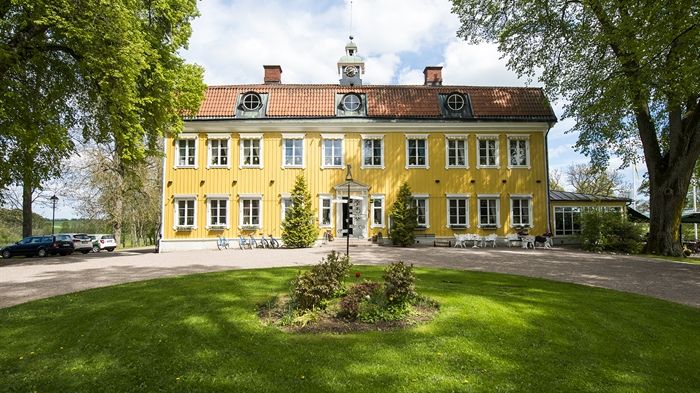 Ett härligt Påskfirande med konstrunda och Läckö Slott
