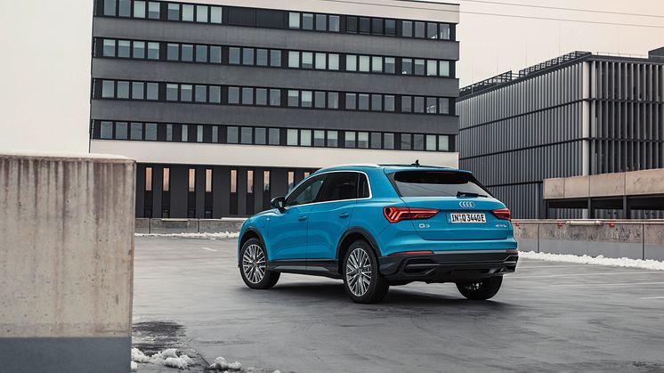 Audi Q3 TFSI e (Turboblå)