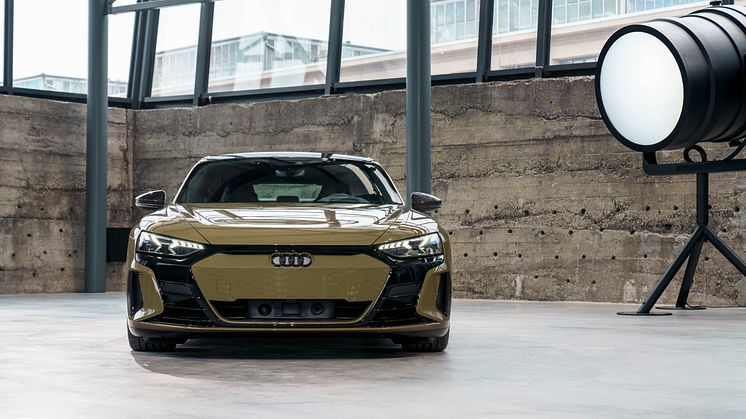 Audi RS e-tron GT (Taktikgrøn)