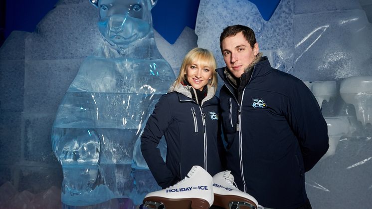 Aljona Savchenko und Bruno Massot stellen HOLIDAY ON ICE Show ATLANTIS in Berlin vor