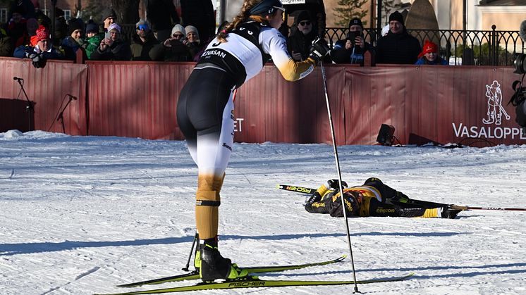 Ida Dahl exhausted winner of Tjejvasan 2023 2nd Magni Smedaas