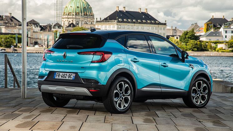 Renault Captur nu nummer et i Danmark