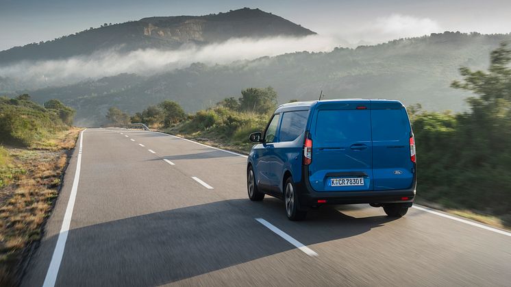 2025 Ford E- Transit Courier (9).jpg