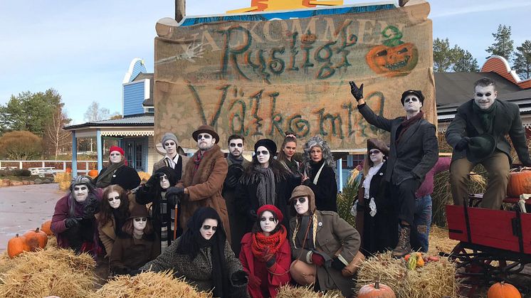 Halloween-väsen på Scary Sommarland