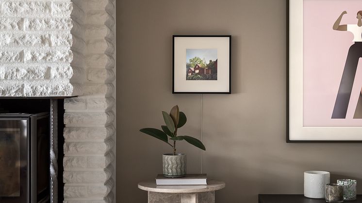 Music_Frame_04_Adam Helbaoui.jpg