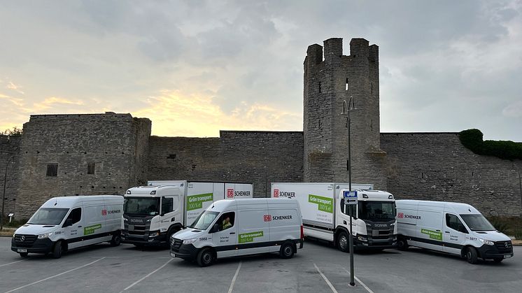 – Nu tar vi nästa steg och satsar på elektrifierad distribution i en hel region - för att verkligen göra skillnad, säger Viktor Strömblad, Head of Land på DB Schenker i Sverige.