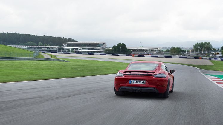 Porsche 718 Cayman GTS