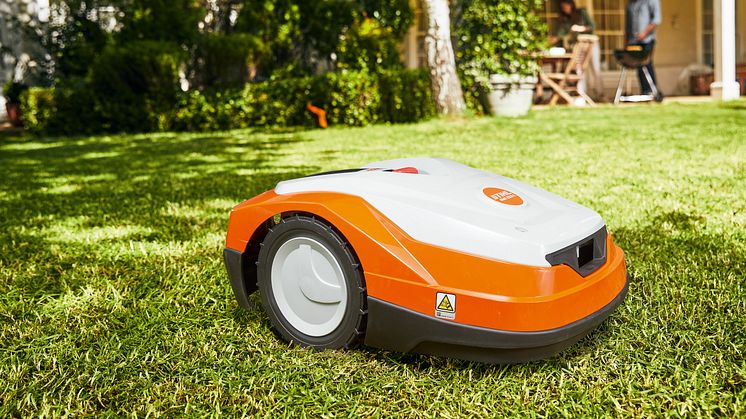 DEN NYE GENERATION AF iMOW FRA STIHL – KOMPAKT, SMARTERE OG MERE EFFEKTIV